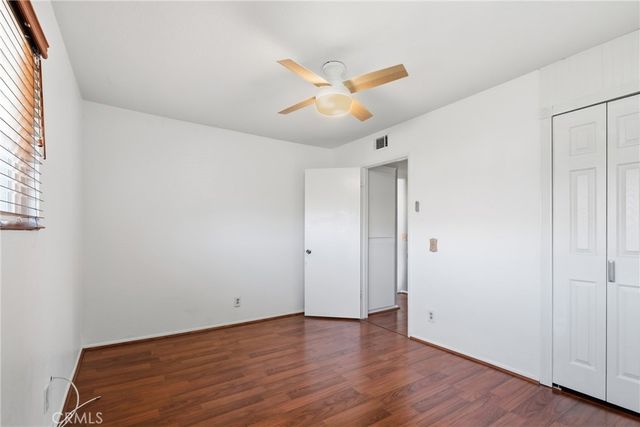 54 Oval Road, Irvine, CA 92604