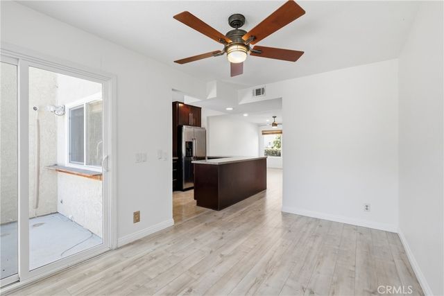54 Oval Road, Irvine, CA 92604