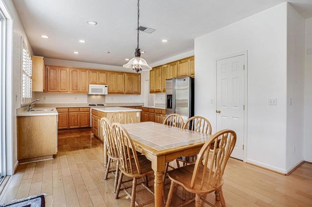 2856 Rebecca Drive, Fairfield, CA 94533