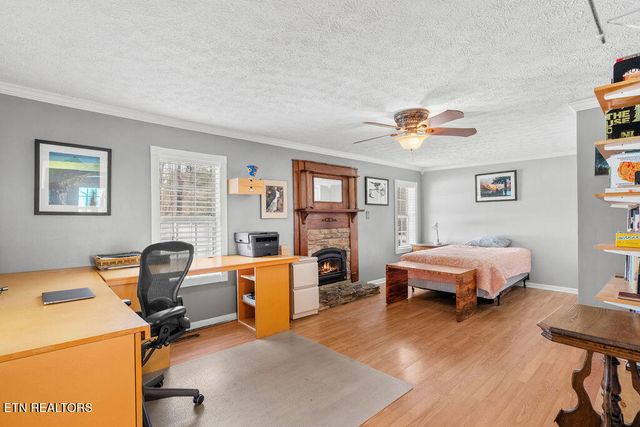 169 Adcock Hollow Rd, Harriman, TN 37748