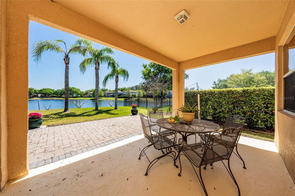 Image 4 of property listing at 9920 CHORLTON CIRCLE, Orlando, FL 32832