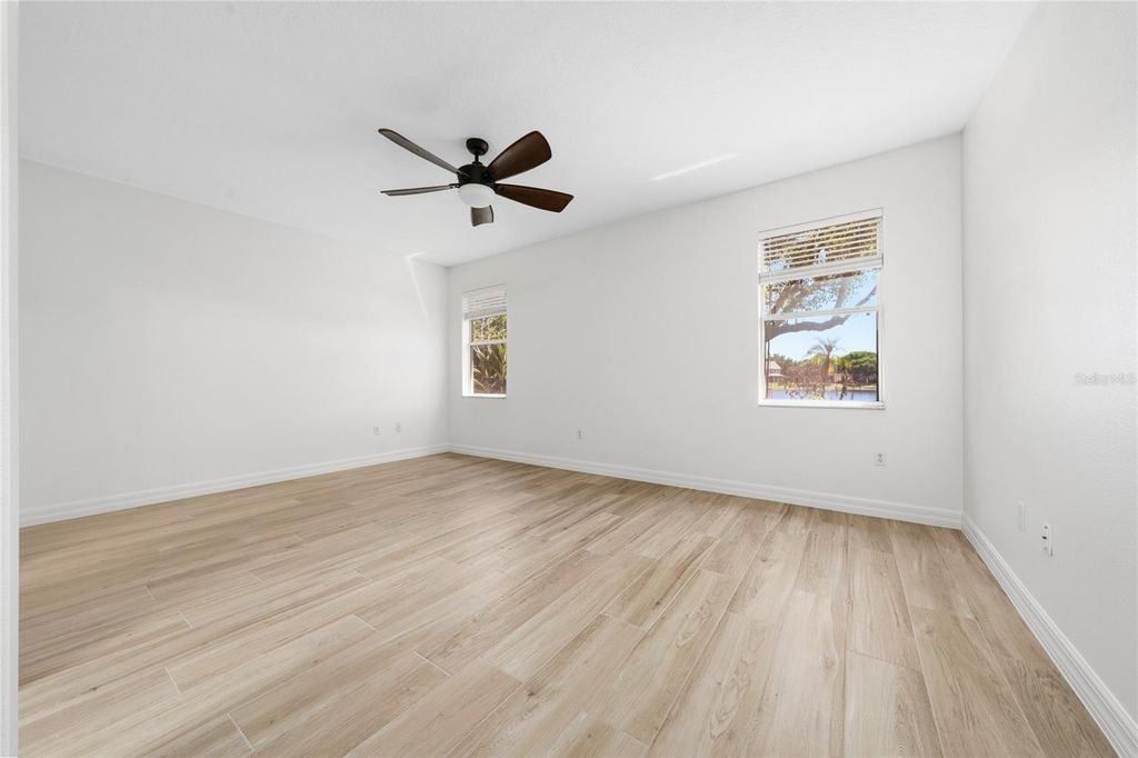Image 31 of property listing at 9920 CHORLTON CIRCLE, Orlando, FL 32832