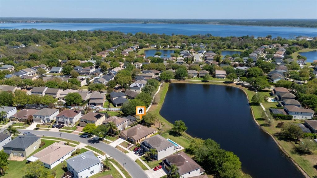 Image 38 of property listing at 9920 CHORLTON CIRCLE, Orlando, FL 32832