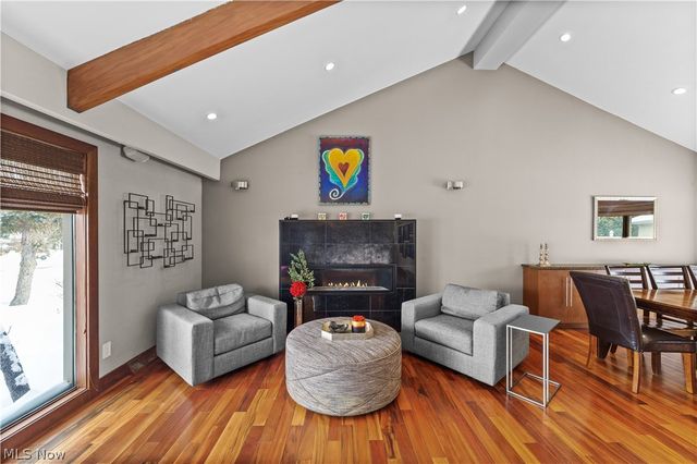 26332 Annesley Road, Beachwood, OH 44122