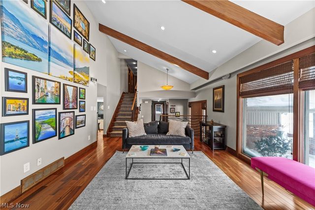 26332 Annesley Road, Beachwood, OH 44122