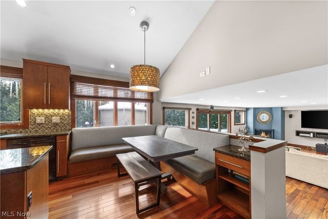 26332 Annesley Road, Beachwood, OH 44122