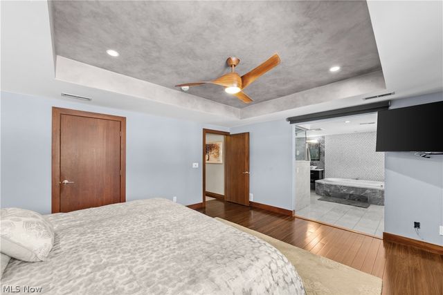 26332 Annesley Road, Beachwood, OH 44122