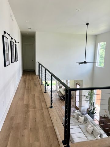 2407 Crossman Avenue, Dallas, TX 75212