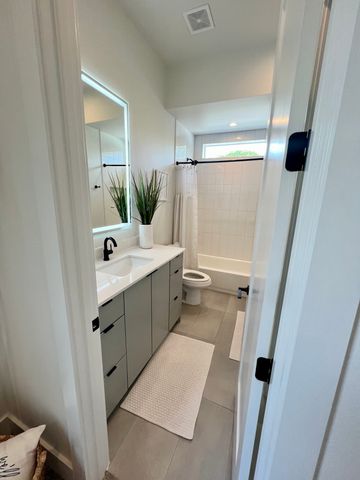 2407 Crossman Avenue, Dallas, TX 75212