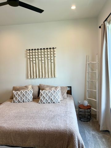 2407 Crossman Avenue, Dallas, TX 75212