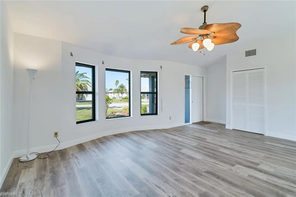 Image 11 of property listing at 4145 SW 6th PL, Cape Coral, FL 33914