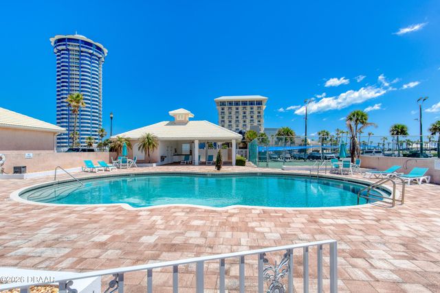 169 Key Colony Court, Daytona Beach Shores, FL 32118