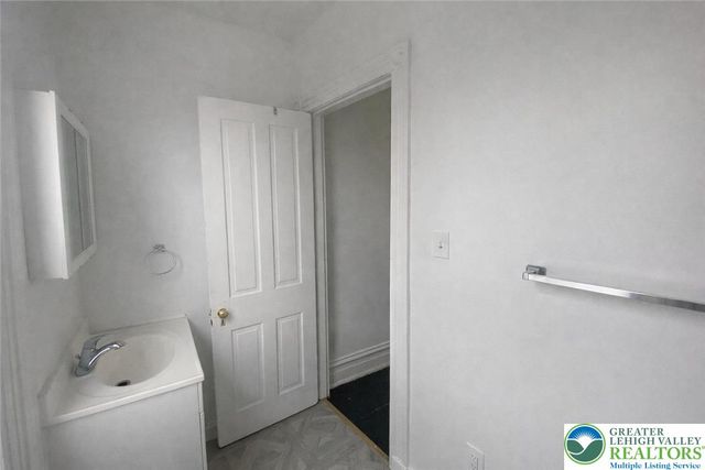 521 Liberty Street, Allentown City, PA 18102