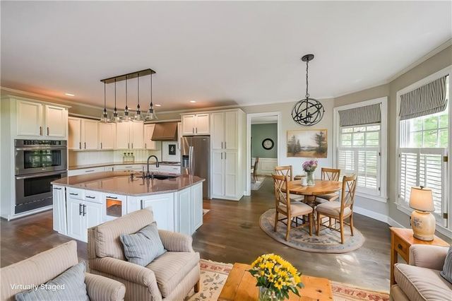 1354 Benbrooke NW Lane, Acworth, GA 30101