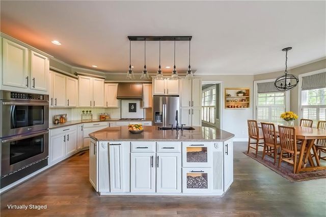 1354 Benbrooke NW Lane, Acworth, GA 30101