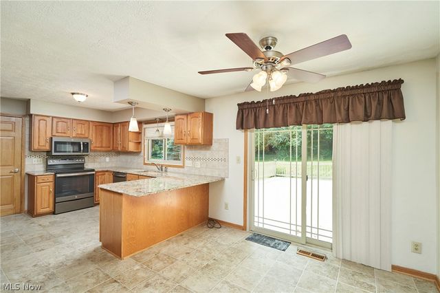 792 Jolson Avenue, Akron, OH 44319