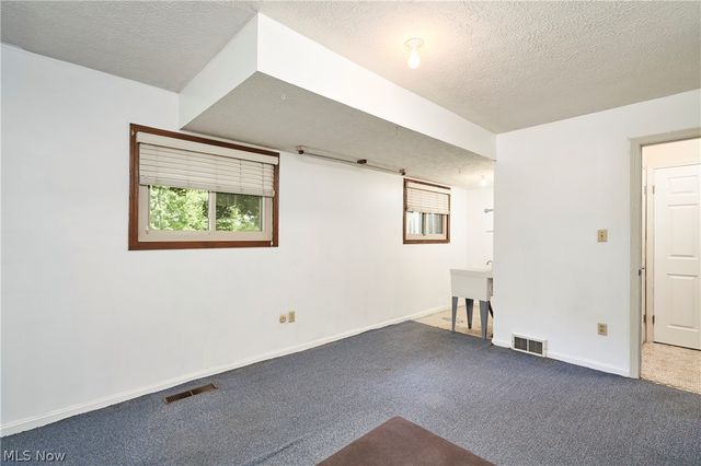 792 Jolson Avenue, Akron, OH 44319