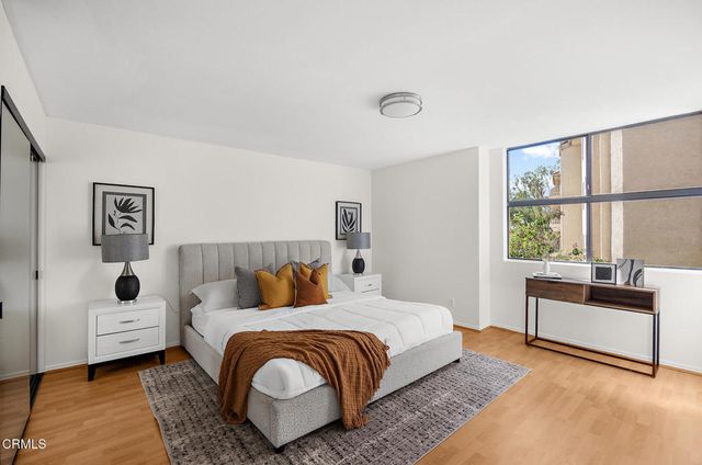 4141 Via Marisol 314, Los Angeles, CA 90042