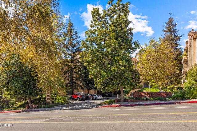 4141 Via Marisol 314, Los Angeles, CA 90042