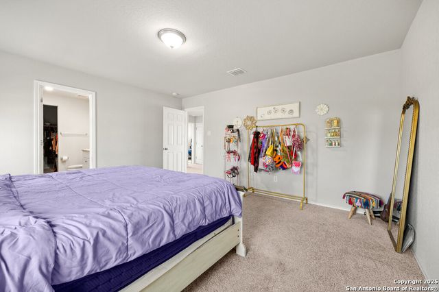 4810 heathers cross, St Hedwig, TX 78152