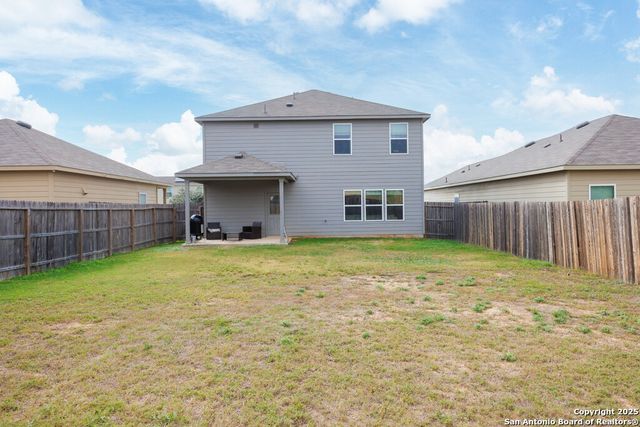 4810 heathers cross, St Hedwig, TX 78152