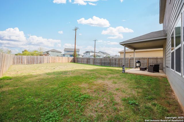 4810 heathers cross, St Hedwig, TX 78152