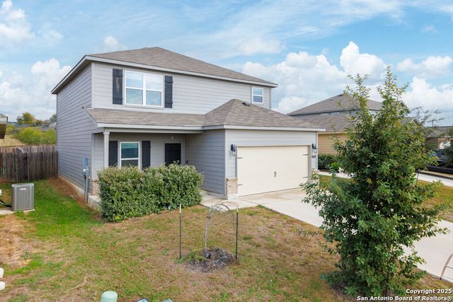 4810 heathers cross, St Hedwig, TX 78152