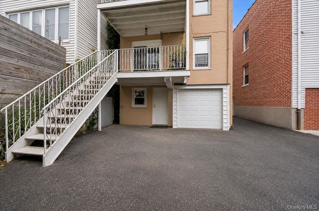2876 Harrington Avenue, Bronx, NY 10461