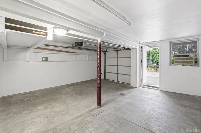 2876 Harrington Avenue, Bronx, NY 10461