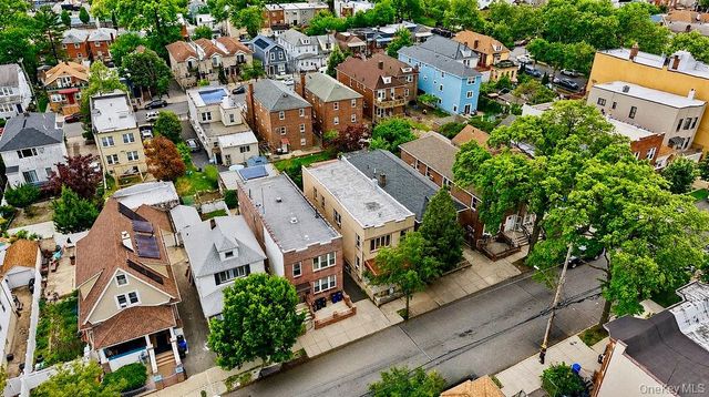 2876 Harrington Avenue, Bronx, NY 10461