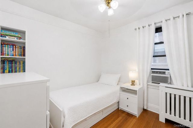 2876 Harrington Avenue, Bronx, NY 10461