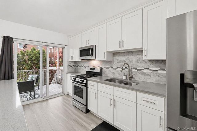 2876 Harrington Avenue, Bronx, NY 10461