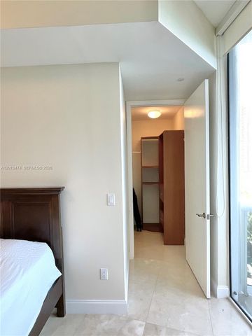 16001 Collins Ave 703, Sunny Isles Beach, FL 33160