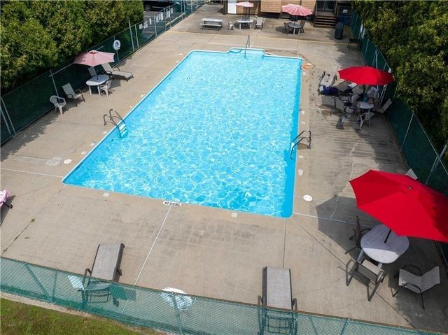 510 Child Street 105B, Warren, RI 02885