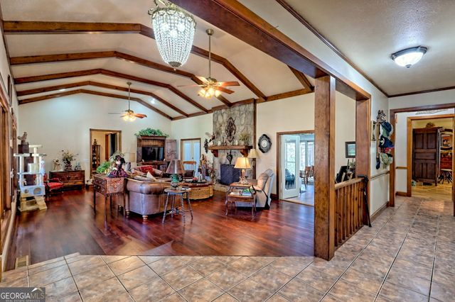 428 Orchard View Lane, Lakemont, GA 30552