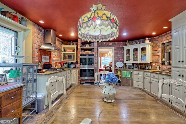 428 Orchard View Lane, Lakemont, GA 30552