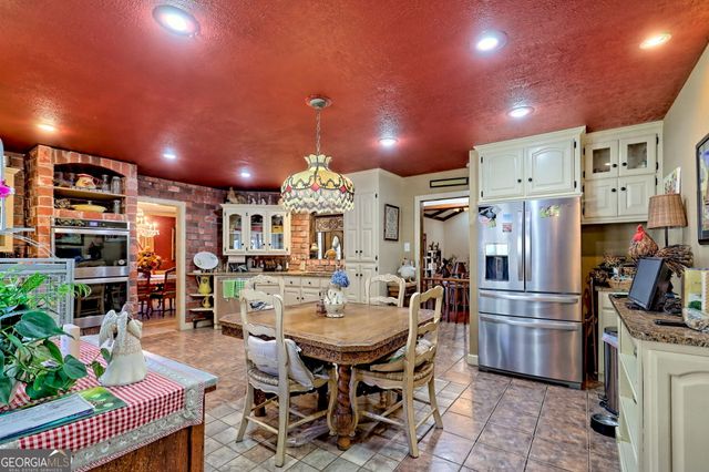 428 Orchard View Lane, Lakemont, GA 30552