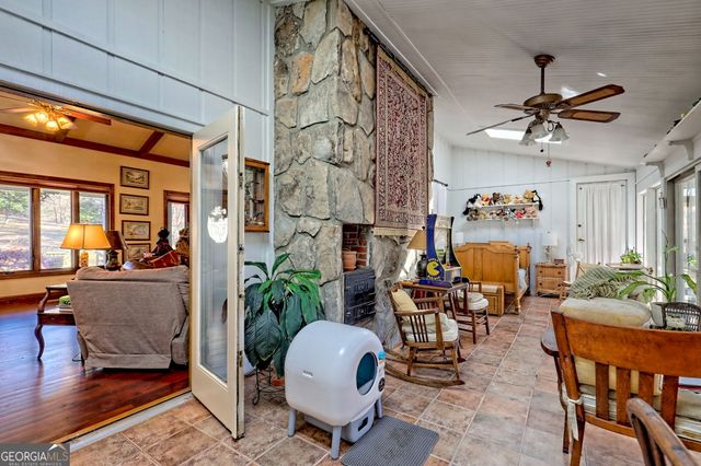 428 Orchard View Lane, Lakemont, GA 30552