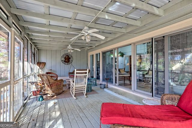 428 Orchard View Lane, Lakemont, GA 30552