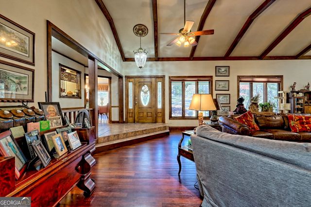 428 Orchard View Lane, Lakemont, GA 30552