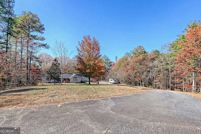 428 Orchard View Lane, Lakemont, GA 30552