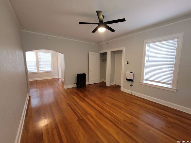 703 W French Pl Apt 2, San Antonio, TX 78212