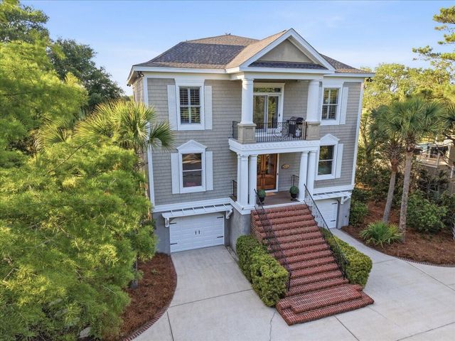 37 Seagrass Lane, Isle Of Palms, SC 29451