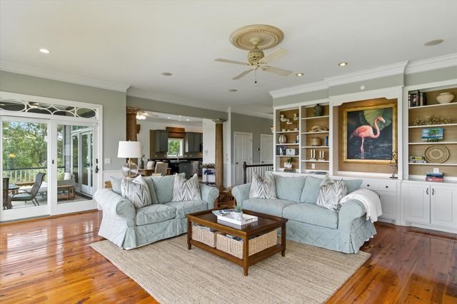37 Seagrass Lane, Isle Of Palms, SC 29451