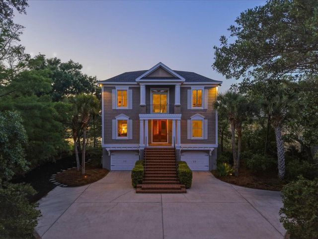 37 Seagrass Lane, Isle Of Palms, SC 29451