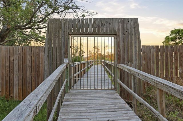 37 Seagrass Lane, Isle Of Palms, SC 29451