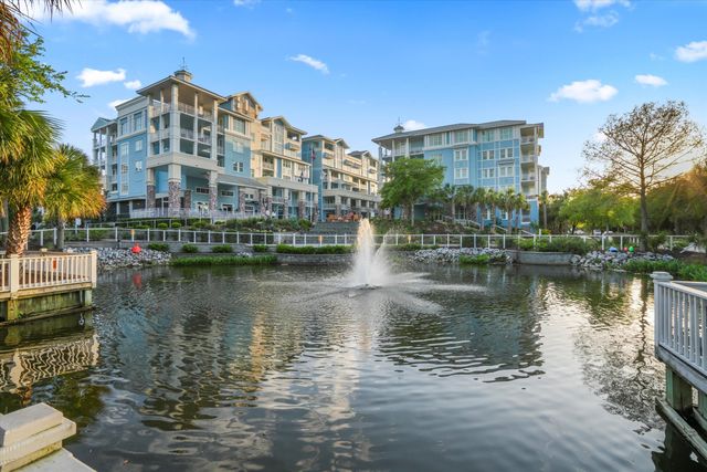 37 Seagrass Lane, Isle Of Palms, SC 29451