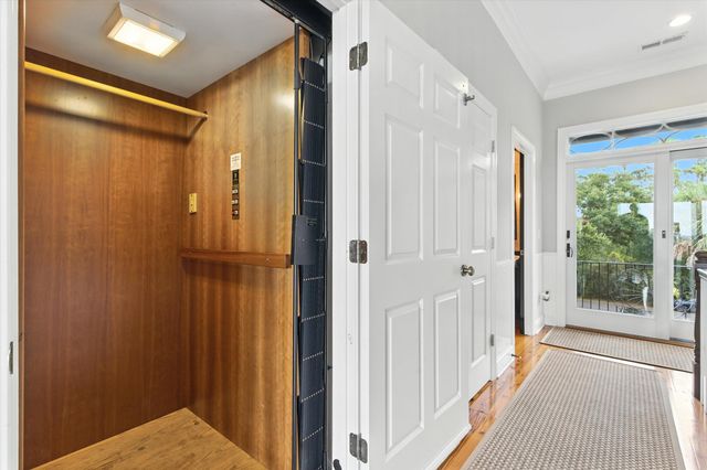 37 Seagrass Lane, Isle Of Palms, SC 29451