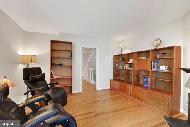 6 BENTRIDGE CT, Potomac, MD 20854