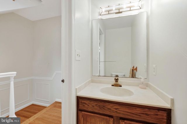 6 BENTRIDGE CT, Potomac, MD 20854